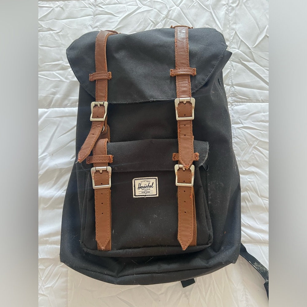 Herschel Supply Co. Retreat Backpack